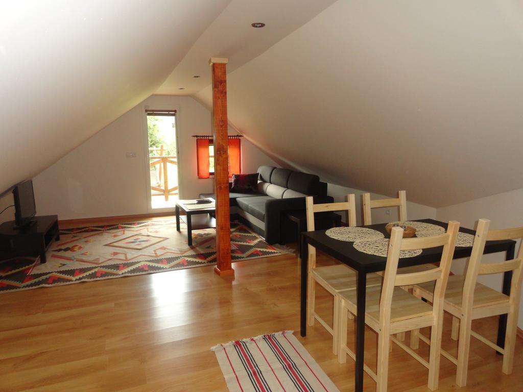 Chalupa Na Hrbku Belá Zimmer foto